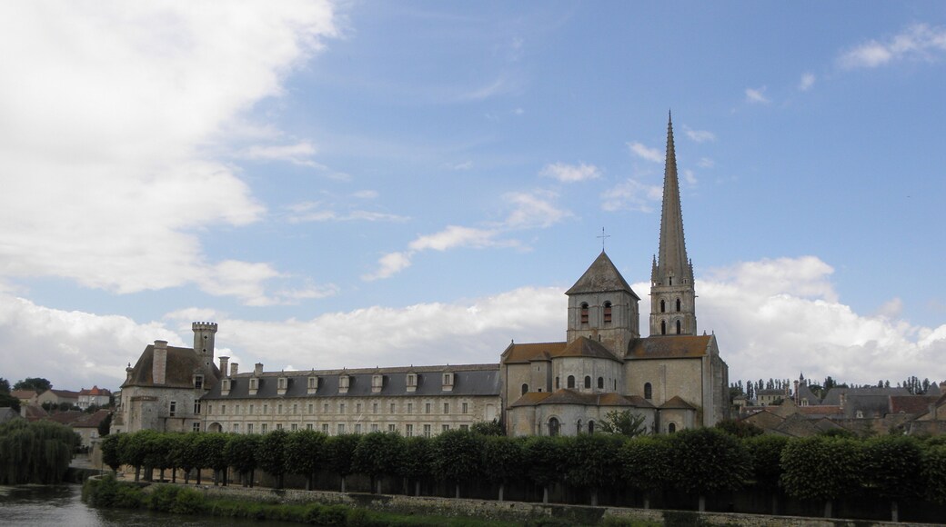 Abbaye de Saint-Savin-sur-Gartempe (86).