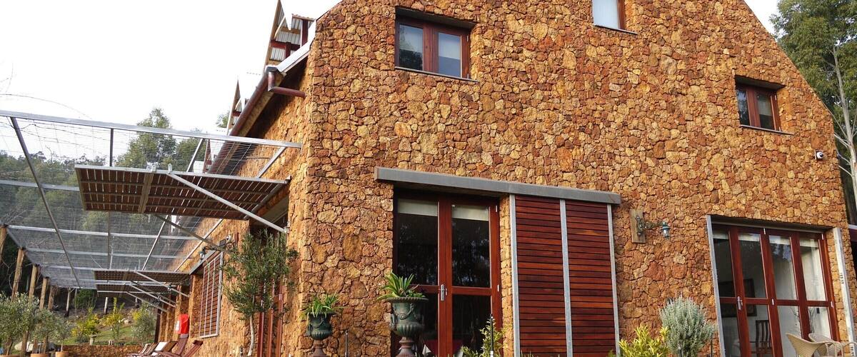 On a 160 acre estate, Stonebarn is set amongst lush forest, trufferie, rivers and dams in the picturesque region of Pemberton.