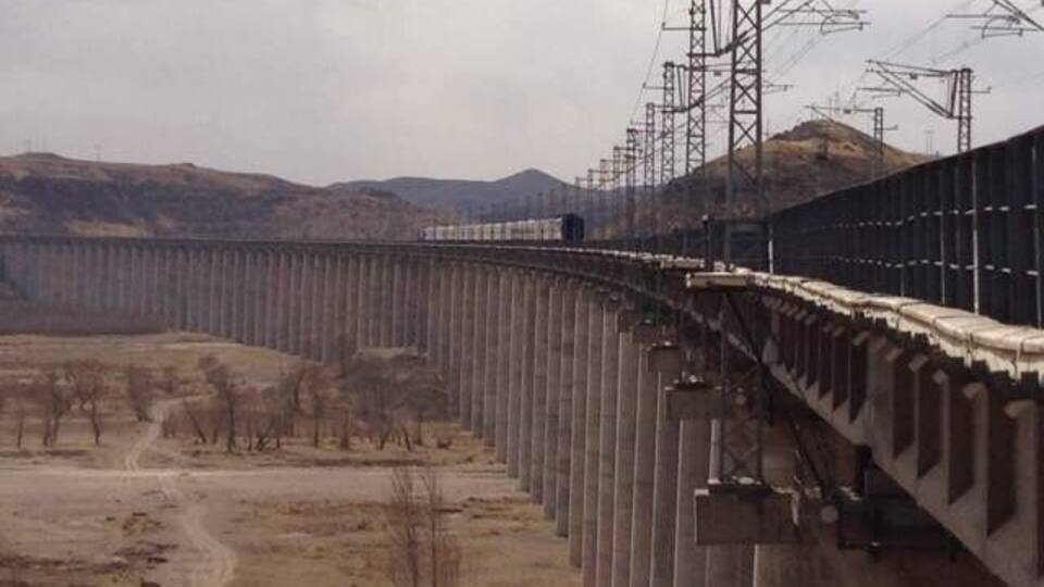 Zhangji railway
April 24,2013