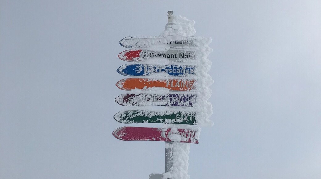 A chilly winter’s day at the top of Flaine resort