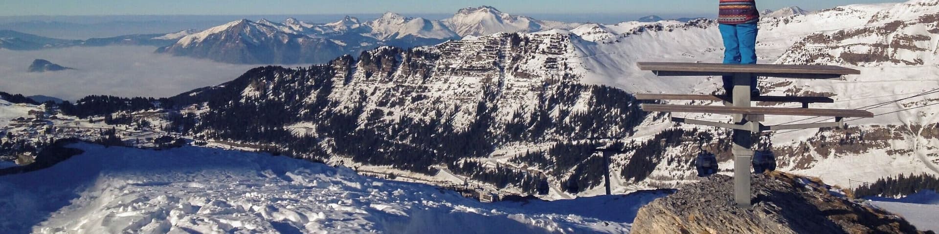 Snowboarding the French Alps for the first time in my life took my breath away!
http://www.divebuddies4life.com/snowboarding-the-french-alps/