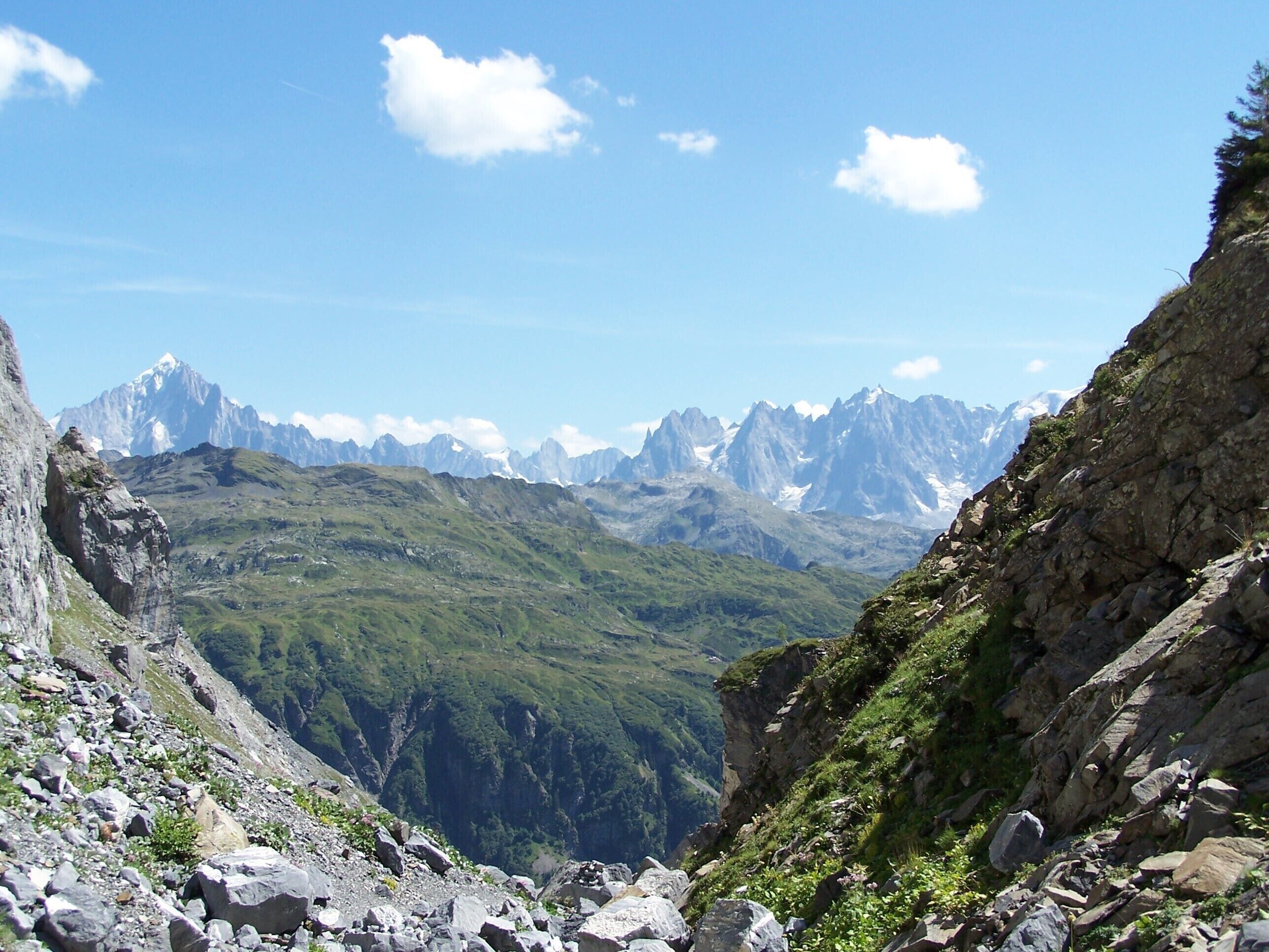 Pointe Noire de Parmenaz depuis la montée du Dérochoir
