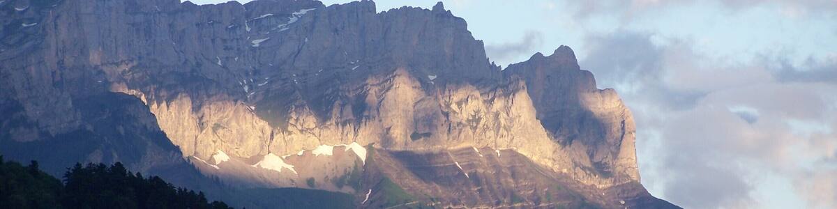 Lumières sur le Colonney, les Aiguilles Rouge et de véran