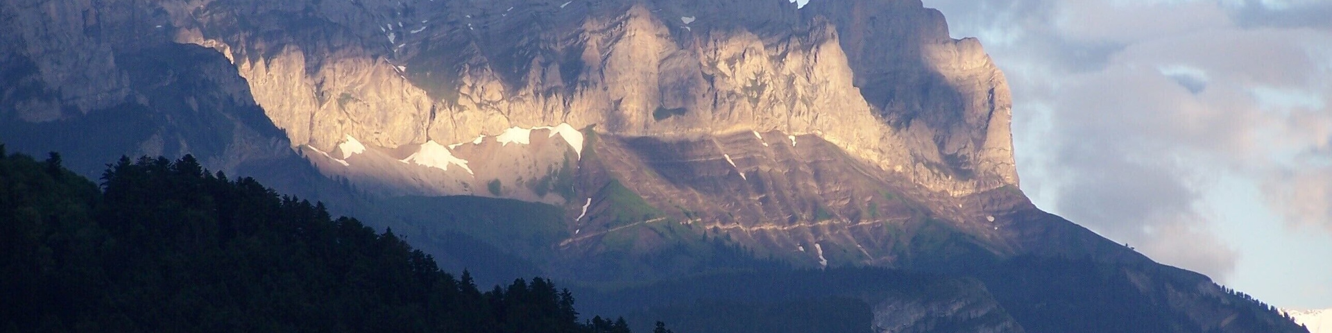 Lumières sur le Colonney, les Aiguilles Rouge et de véran