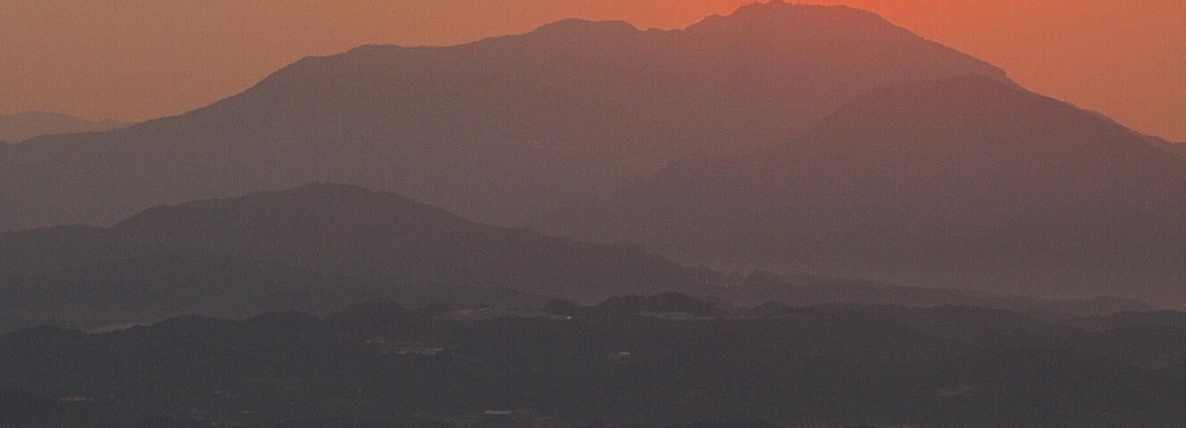 ç«čăźć€ć Žć
Źćăăăźæ„ăźćș