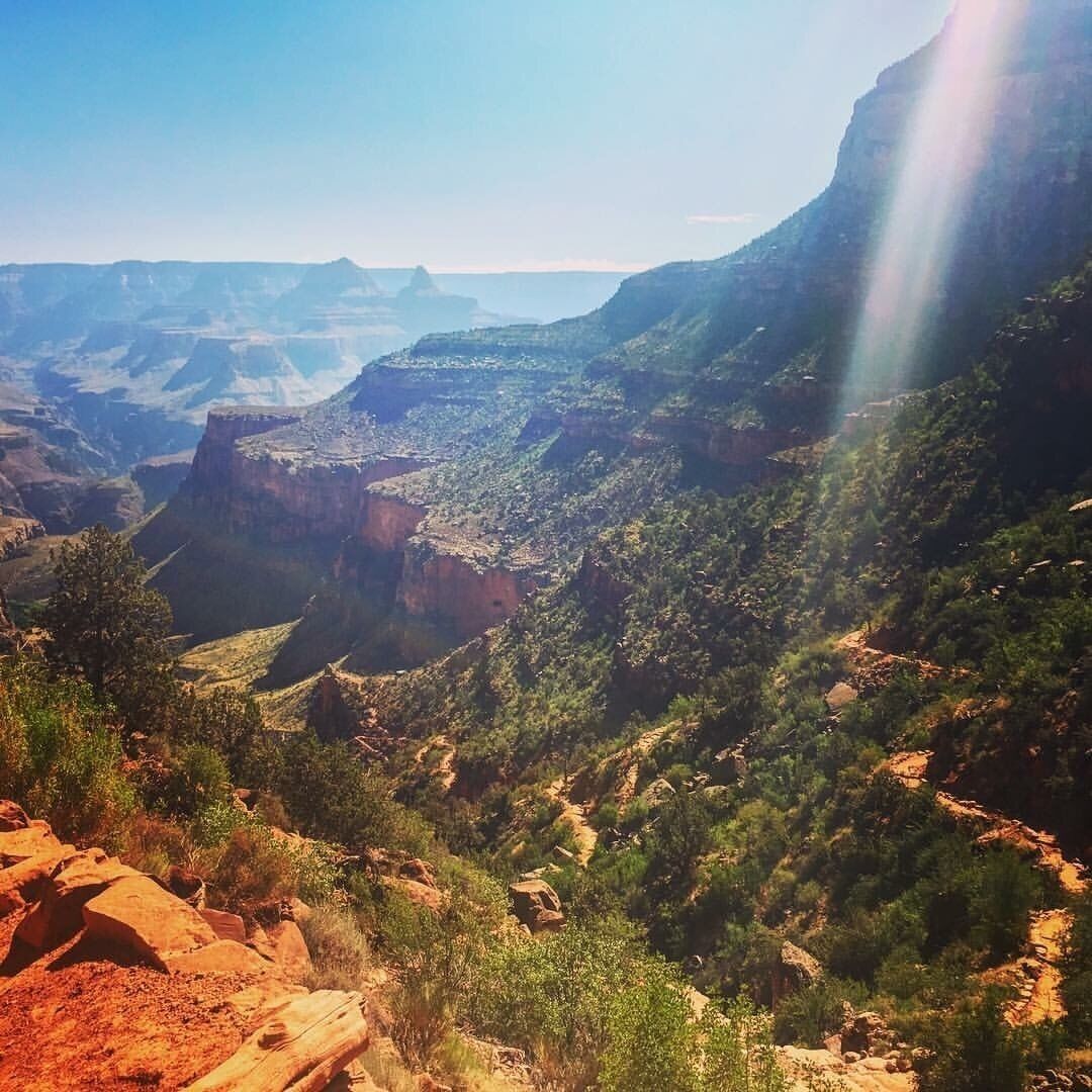 Photo taken on the decent along the Bright Angel Trail. I believe this is the mid point between the start of the trailhead and the Indian Garden stop.