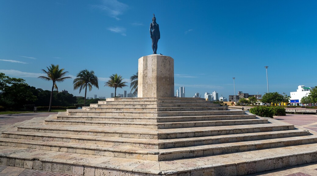 Statue of La India Catalina, indigenous woman who was abducted and served as a guide/interpreter for Conquistadores. Sculpted by Eladio Gil Zambrana in 1974 as a tribute to the Carib people who inhabited the area before the Spanish conquest.