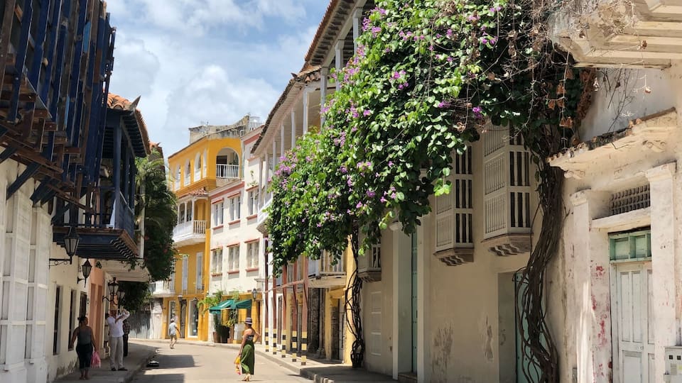 Nice old Spanish buildings here