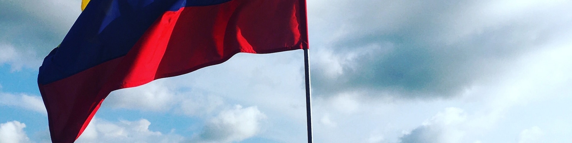 Amazing spot on the old Cartagena wall.It is a must for the sunset.