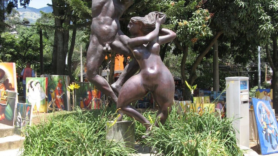 Nice promenade, art, restaurants, etc