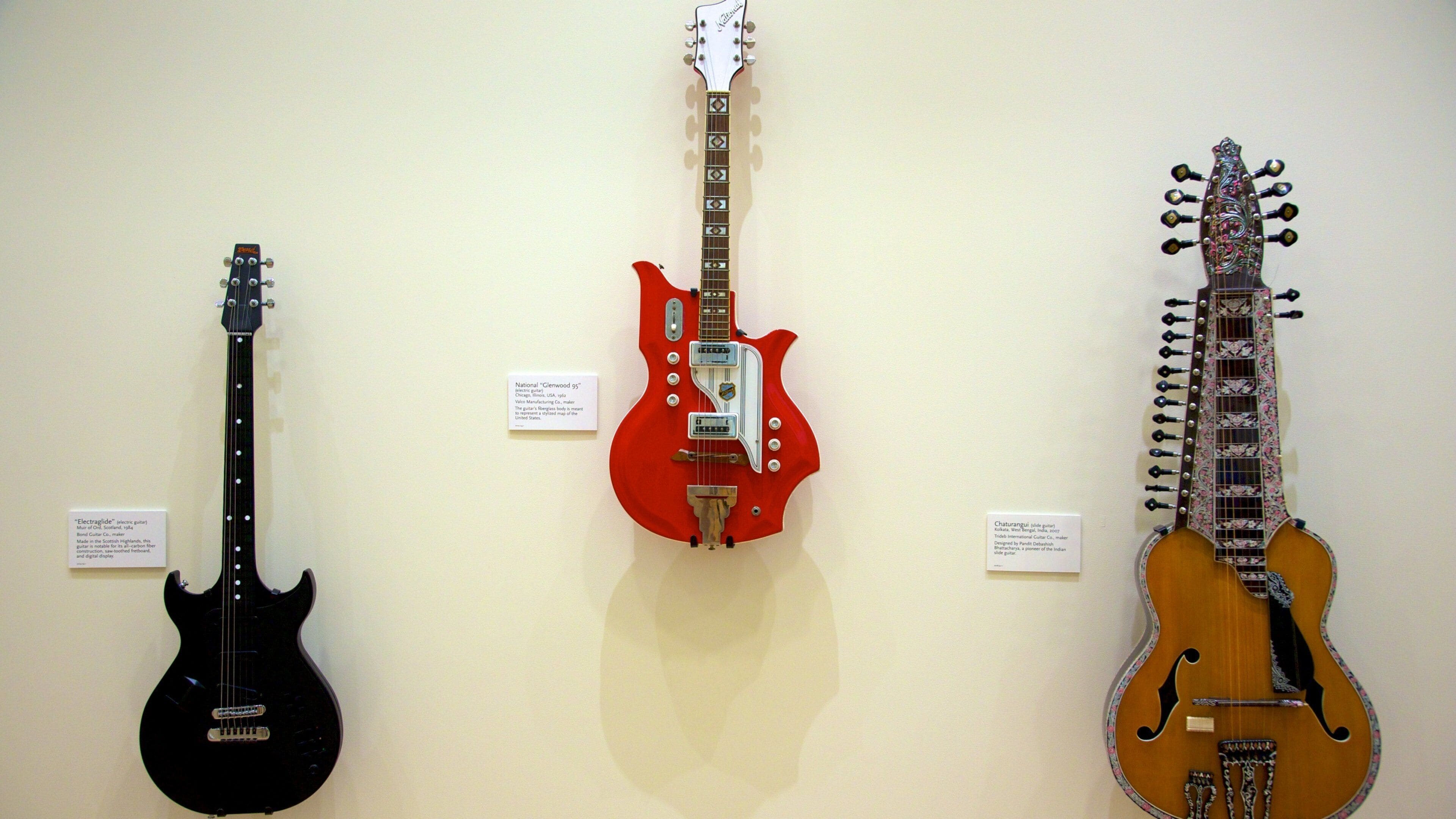 Musical Instrument Museum showing interior views