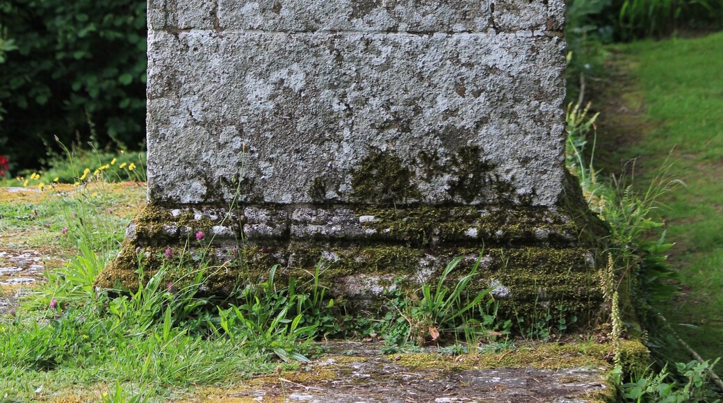 This building is classé au titre des Monuments Historiques. It is indexed in the Base Mérimée, a database of architectural heritage maintained by the French Ministry of Culture, under the reference PA00091021 .