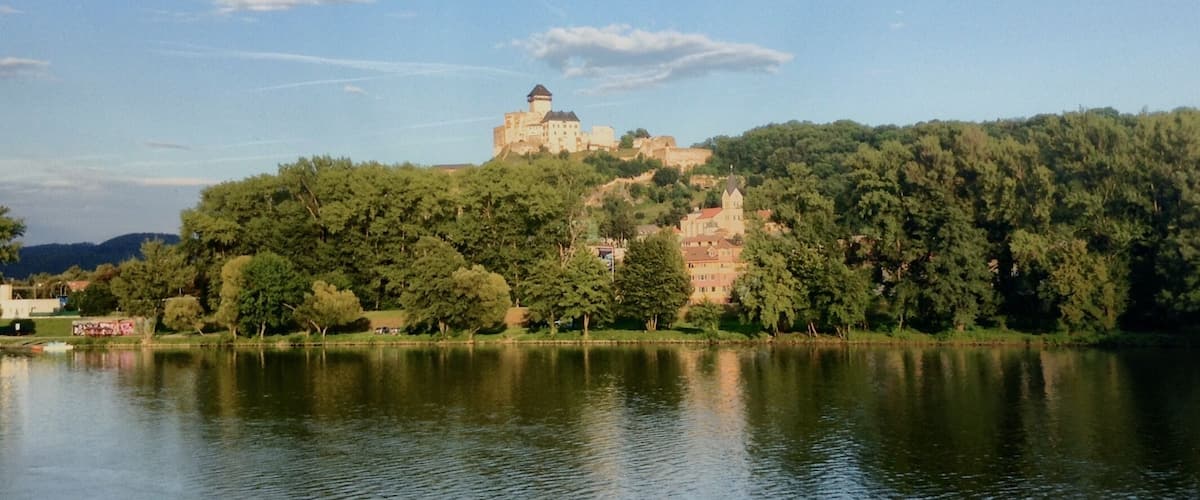 Trenčín Castle is a rather imposing structure perched on rocks above the town of Trenčín, in Western Slovakia.
Whilst the history of this castle dates back to the Roman Empire, the oldest part currently standing is the stone rotunda, which was built in the 9th century. The castle grew over the centuries, as modern day Slovakia was an important historical trade route.
There is a hiking trail from the town centre to the castle, where various exhibitions document the history of the castle and the region.
90 minutes from Bratislava by train
More on Slovakian castles here: http://www.greengoulash.com/slovakia-castles/
#castle #daytrip