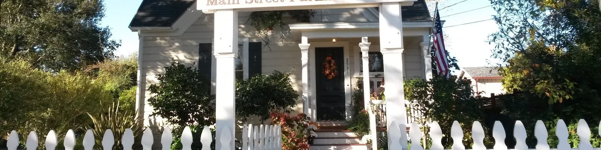 Nice little B&B the Farmhouse. Judy gave us some great options for places to go for meals.