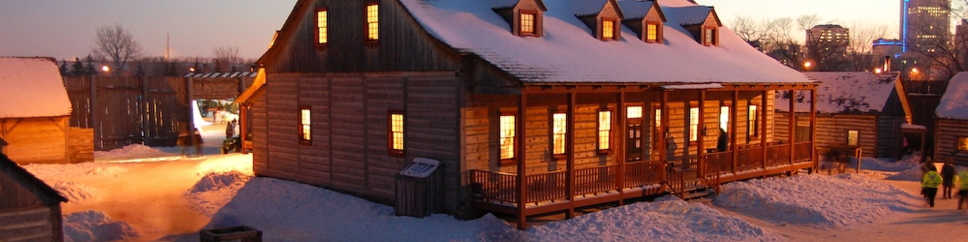 溫尼伯湖市 设有 小鎮或村莊 和 下雪