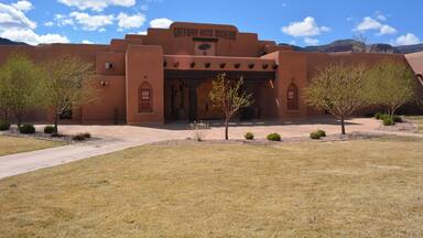 This is an auto museum founded by John Hendricks. It is located in Gateway, Colorado and is a part of the Gateway Canyon Resort. gatewayautomuseum.com