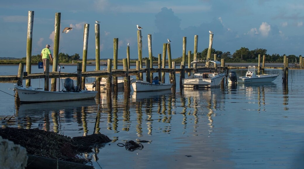 Pretty pier and boats early in the morning