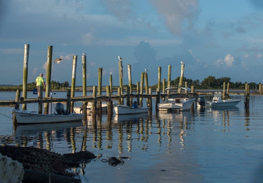 Pretty pier and boats early in the morning