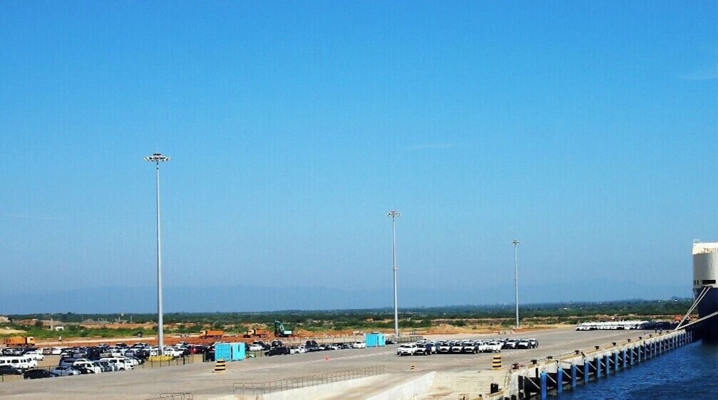 New harbour in Hambanthota