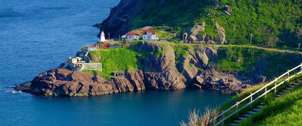 Signal Hill which includes general coastal views and rocky coastline