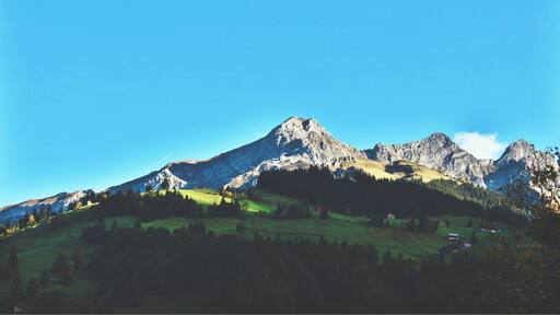 - Natural Wonder -
I captured this beautiful mountain on my way to Mt. Titlis from Lucerne.
Switzerland is simply beautiful!