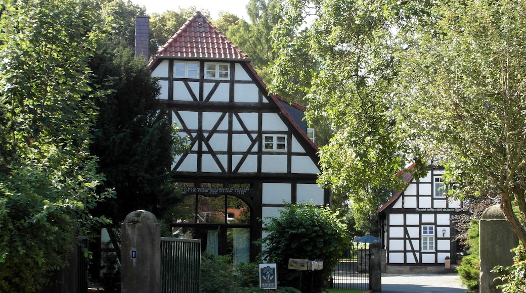 Gehöft Erich-Garben-Straße 1 im Gehrdener Stadtteil Ditterke in der Region Hannover.