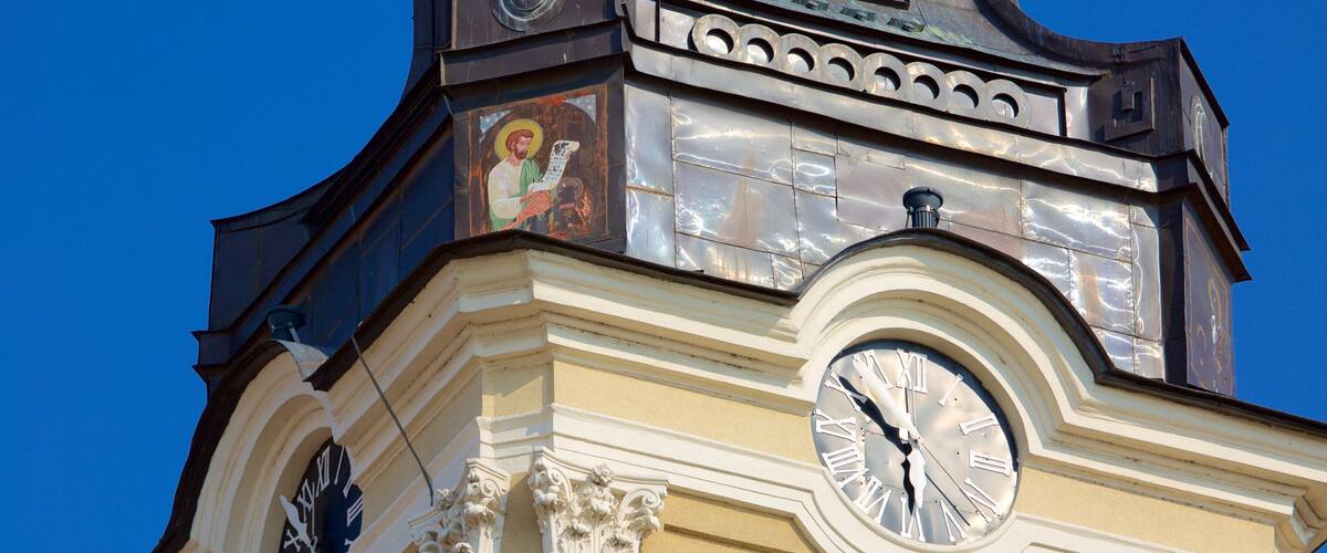 Moon Church which includes heritage architecture