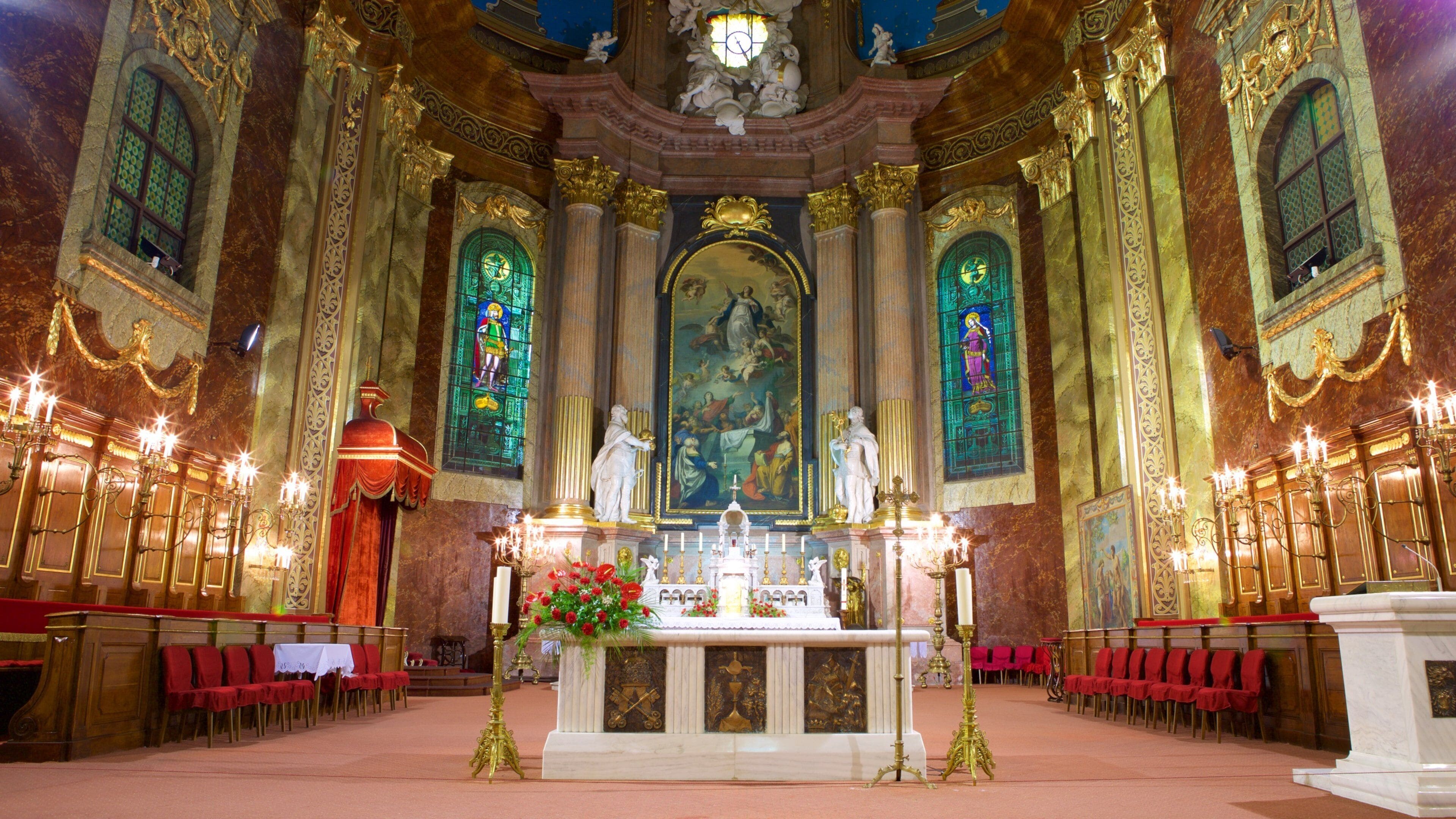 Basilica Cattolica caratteristiche di vista interna, chiesa o cattedrale e religiosità
