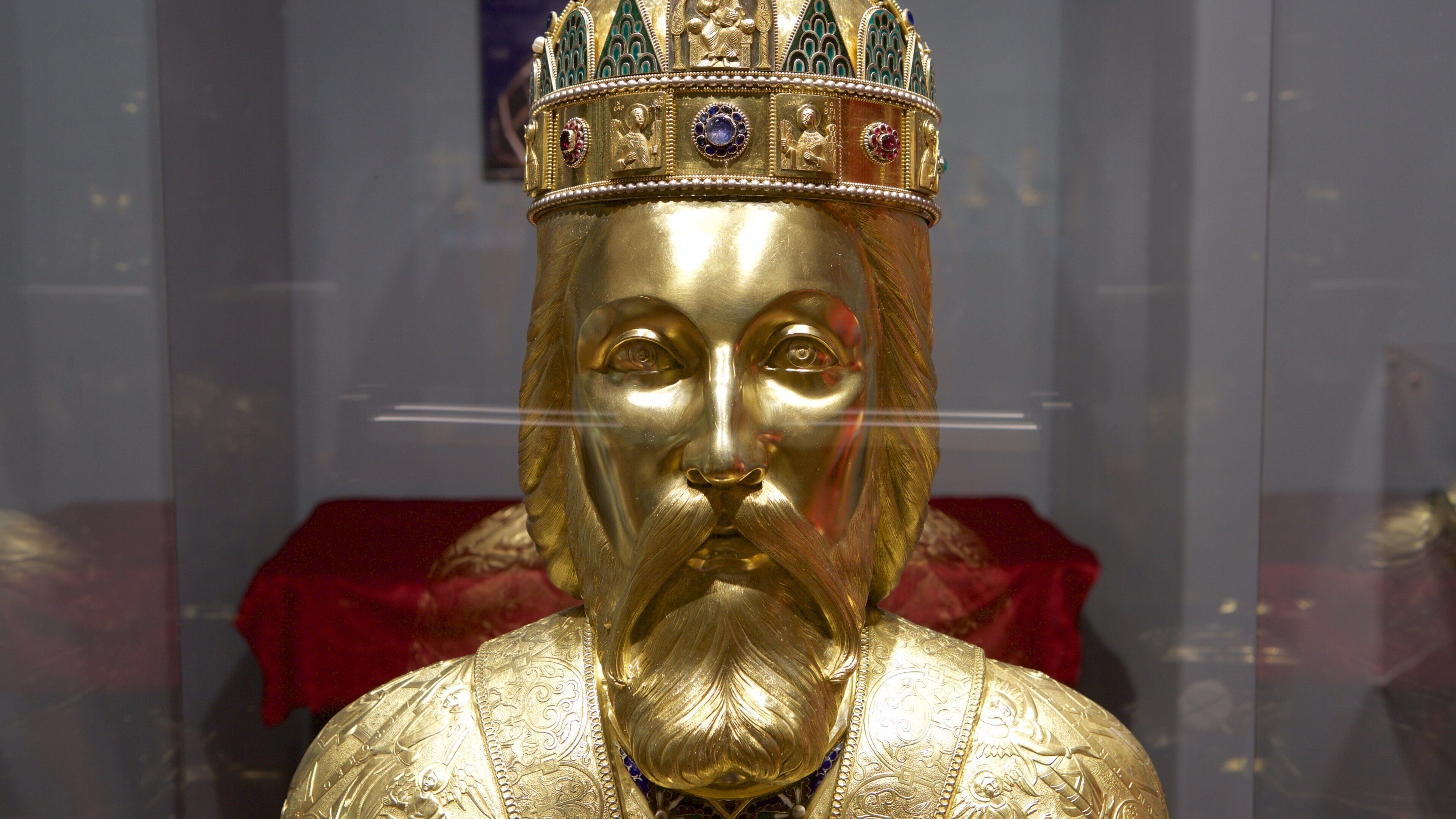 Catholic Bishop\'s Palace Museum which includes a statue or sculpture