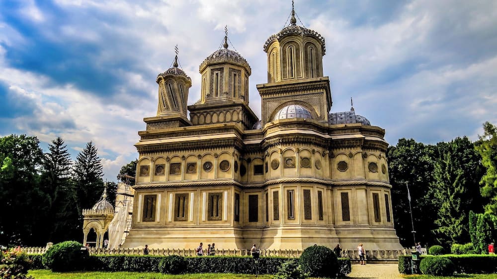 The Orthodox Curtea de Arges Cathedral, Romania. It is located on the grounds of the Curtea de Arges Monastery and is dedicated to Saint Nicholas.