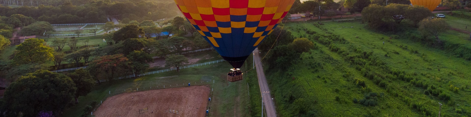 Place for weekends and holidays with balloon flights and skydiving in the city of Boituva-SP