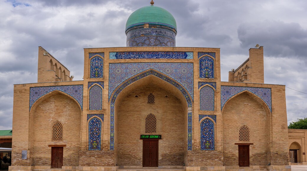 Qosim Sheikh Complex from 16th century is an architectural ensemble located in the city of Karmana, Navoiy Region, Uzbekistan