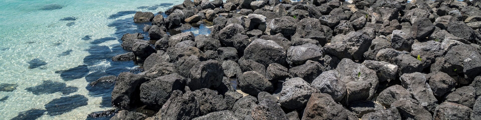 Pointe d`Esny is one of my favorites beaches on Mauritius island.
#BeachTips #bvsquad #mauritius #sunset
