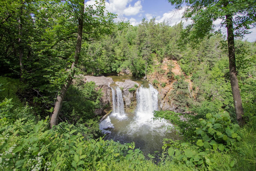 ramsey falls in ramsey park near redwood falls, minnesota
