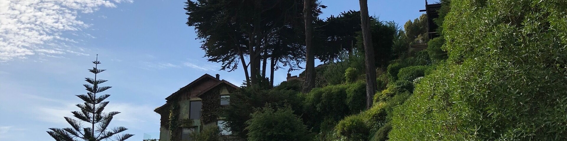 This is a wonderful little place, nestled up on the cliffs above Zapallar. Grab a glass of wine and take a stroll long the shore’s edge. Eat on the beach. It’s all good.