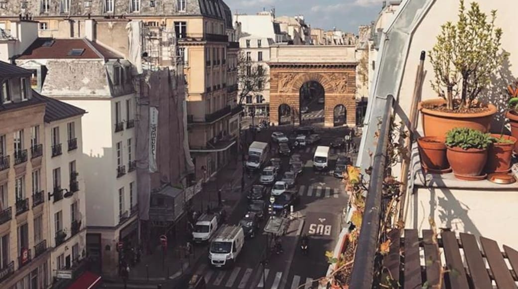 Our balcony view in #Paris till Thursday #France #Europe #streetscape #architecture
