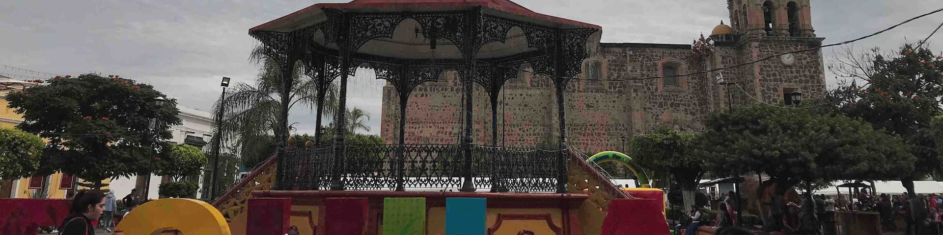 Tequila is best known as being the birthplace of the drink that bears its name, “tequila,” which is made from the blue agave plant, native to this area. The heart of the plant contains sugars and had been used by native peoples here to make a fermented drink. After the Spanish arrived, they took this fermented beverage and distilled it, producing the tequila known today.