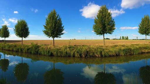 canal de l'ourq meaux france