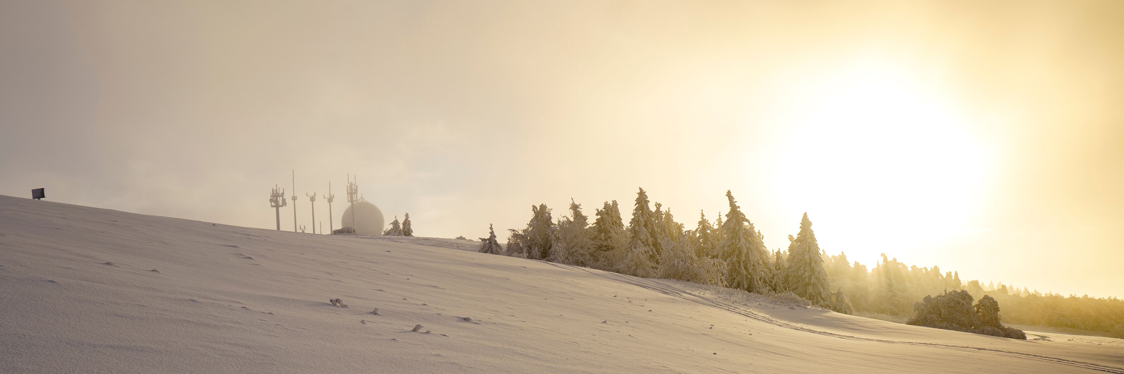 Abendstimmung auf der schneebedeckten Wasserkuppe/Rhön7