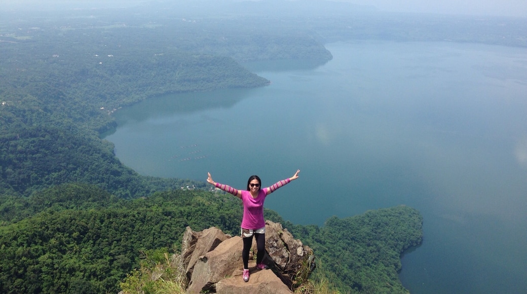 The entrance to Fingal's Cave on the isle of Staffa. The basalt columns rise out of the ocean either side of the entrance.