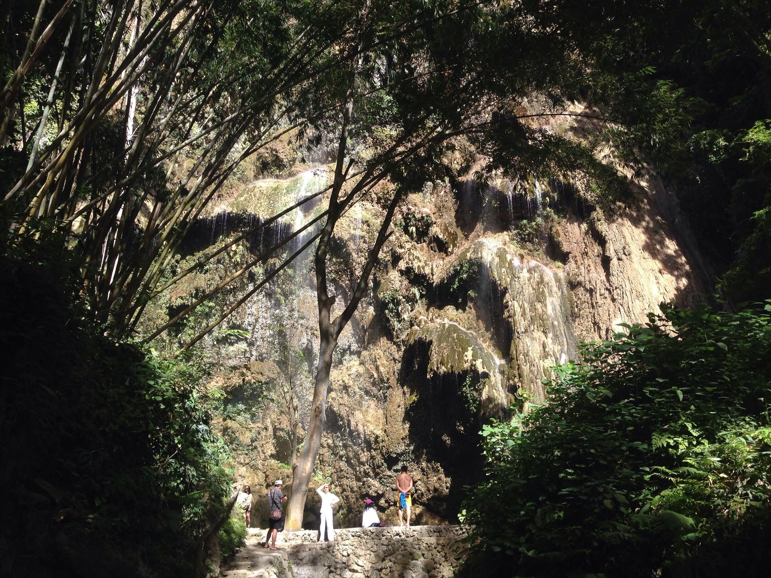 Tumalog Falls is a usual sidetrip after the Whaleshark encounter,10 minutes by "habal habal"(motorcycle). 