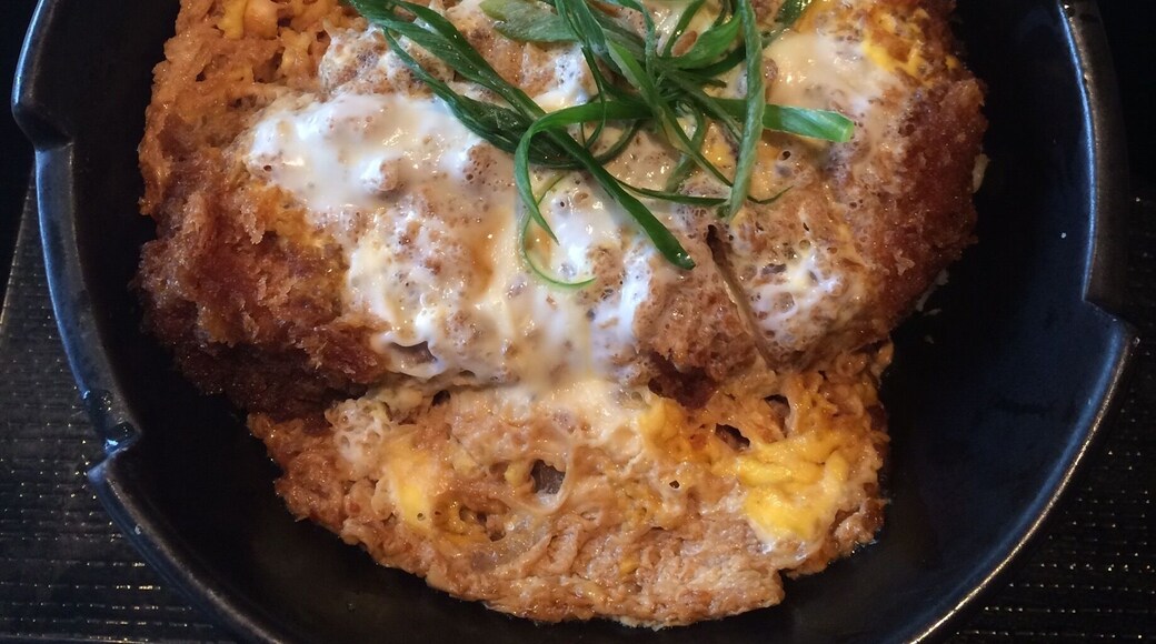 Rosu Katsudon