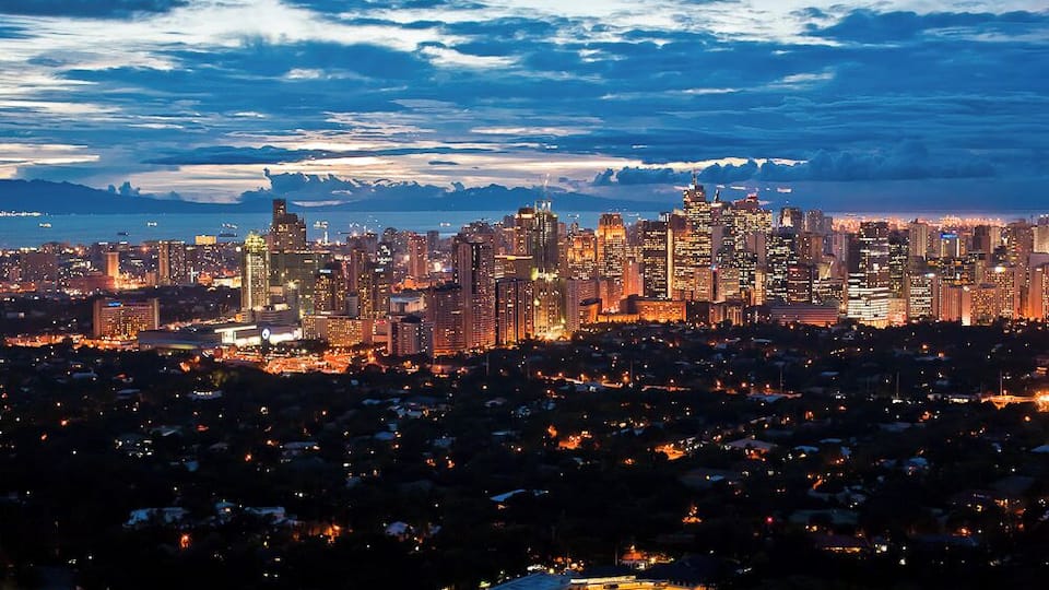 Manila.
When many think about Manila, the phrase "Pearl of the Orient" isn't what comes to mind. But before WW2 it was just that.
And this being my 10th year living here between a span of 1996 - 2015, I am convinced more than ever, that truly she is that.
Sometimes beauty is right there in front of you. And sometimes beauty is something that must be searched out.
As the saying goes, beauty is in the eye of the beholder. And I love Manila...all her good, bad and ugly. :)
(photo taken atop the 50+ floor of a highrise in Taguig looking towards Manila Bay at sunset...a beauty, I tell ya)