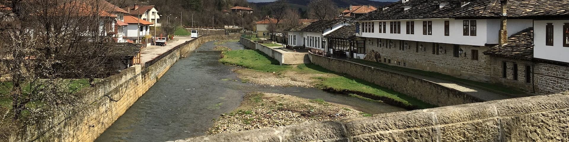 #LifeAtExpedia Awesome town with a pedestrianized main road full of hand craft ateliers, souvenir shops, little caffes and plenty of old school treats #Tryavna