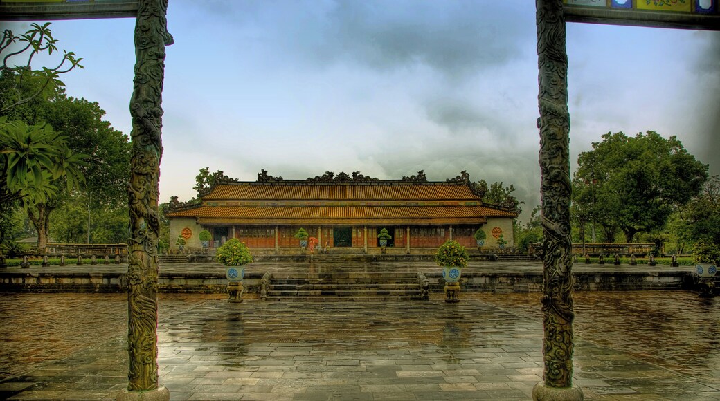 Thai Hoa Palace, dating from 1805.
Is one of the few surviving buildings in the Imperial City
Scene of many important functions of the Nguyen Kings, and housing the Coronation throne.
#Culture