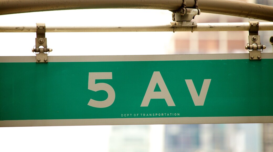 5th Avenue which includes signage
