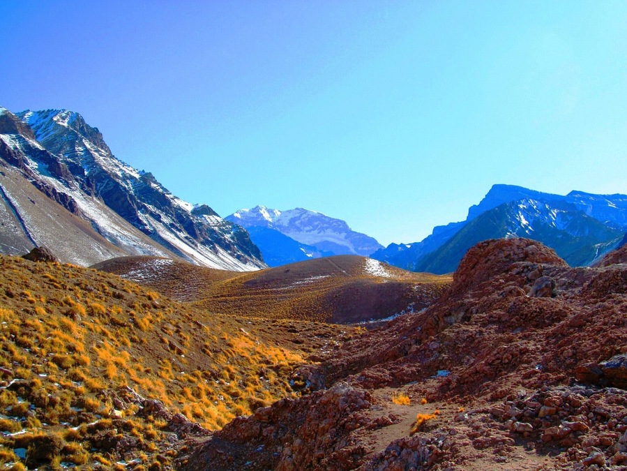 Aconcagua is at 6962 mts asl, the highest of America. It is part of the Andes mountain.