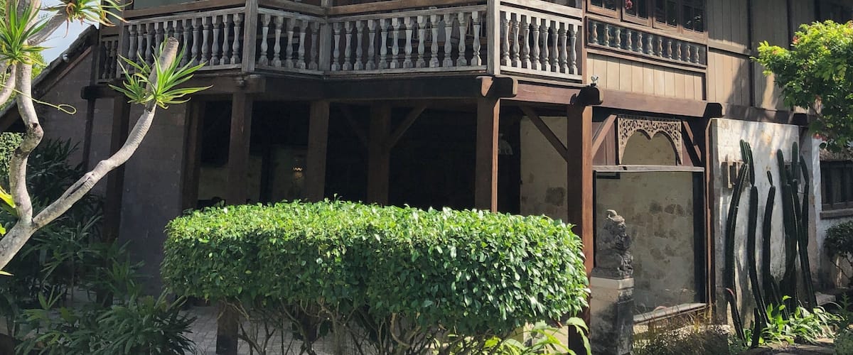 Our accommodation in Bali ; nice one bedroom villa at inexpensive price. A good place to stay to explore Bali