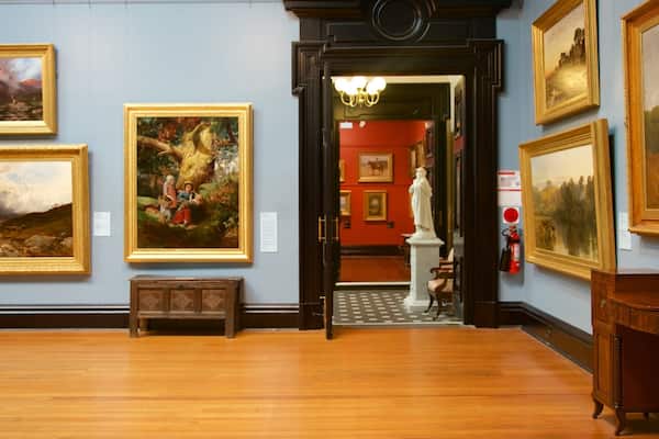 Ballarat Fine Art Gallery showing interior views