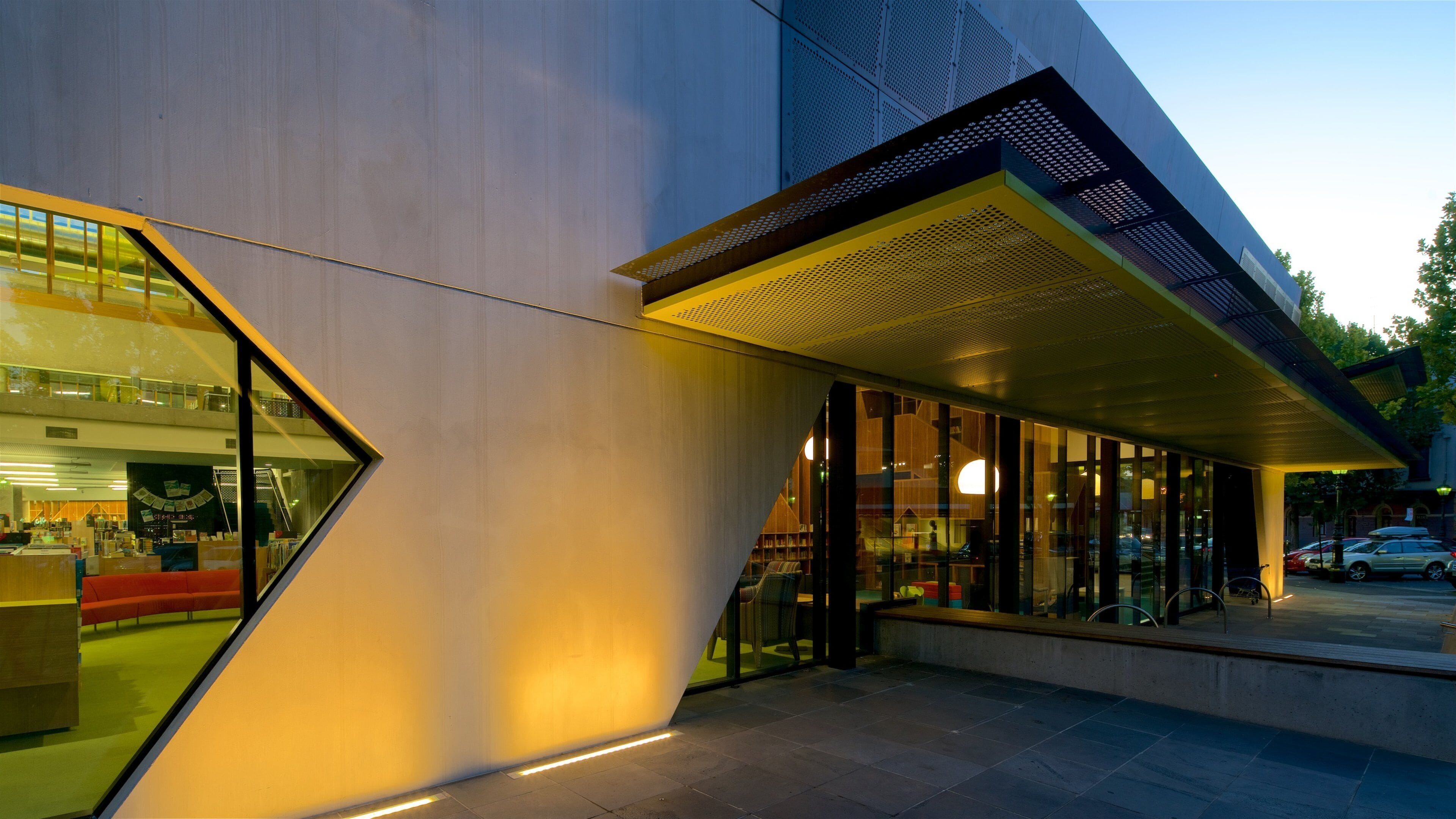Bendigo Library which includes modern architecture, an administrative buidling and a sunset